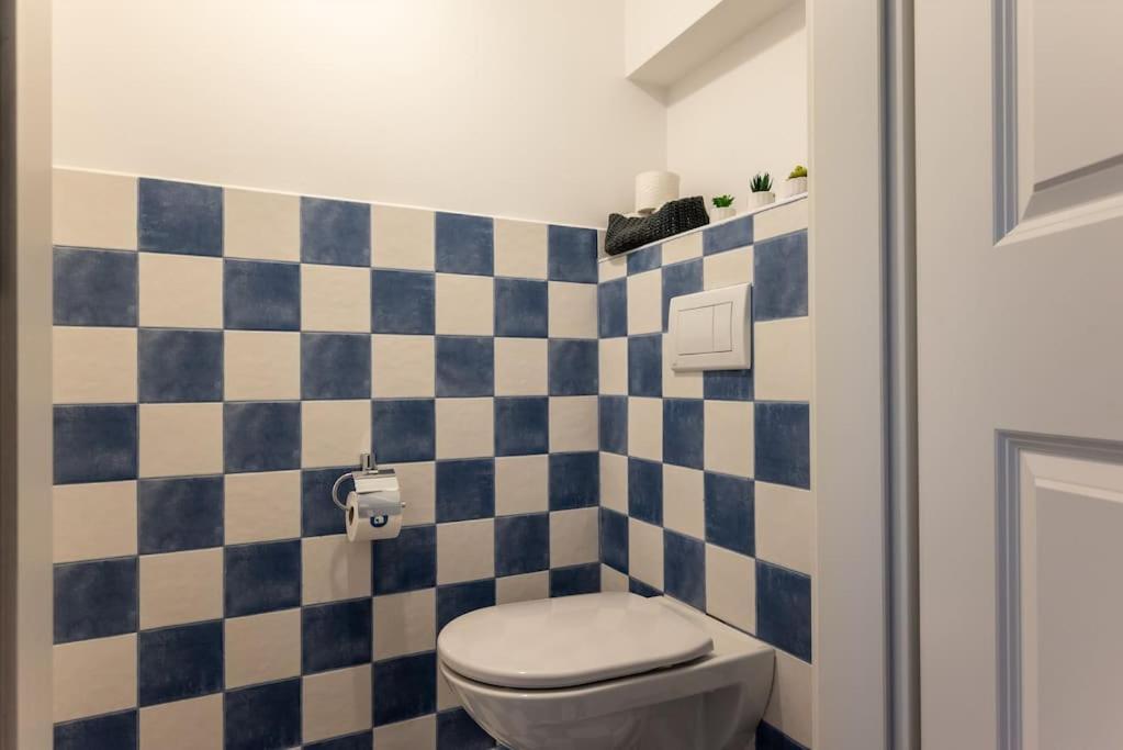Appartamento Cozy 1Br Duplex Near Center By Hm Vienna Esterno foto