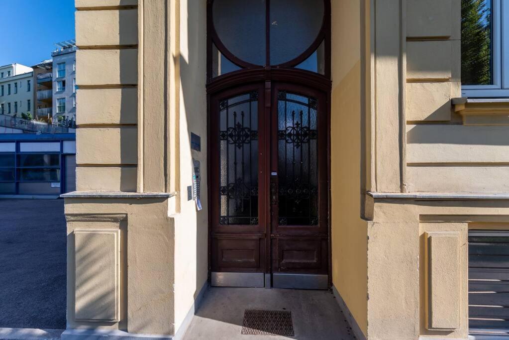 Appartamento Cozy 1Br Duplex Near Center By Hm Vienna Esterno foto