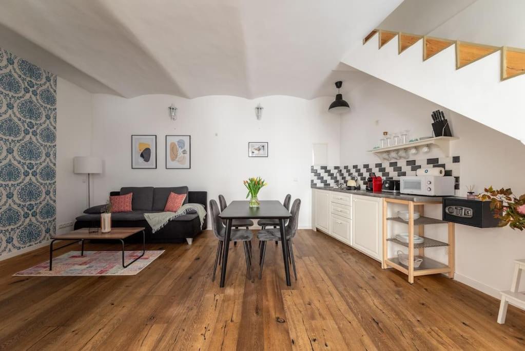 Appartamento Cozy 1Br Duplex Near Center By Hm Vienna Esterno foto